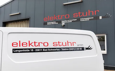 Volt, Elektro Stuhl GmbH, Bad Schwartau, Solardach, Carports, Kran, DEMAG Ersatzteile, Elektroschaden-Bewertung, Software Entwicklung, Kranservice, Elektroinstallation, Schaltschrankbau, Reparatur, Aufbau, Installation, Projekte, beste Hände, jahrelange Erfahrungen 